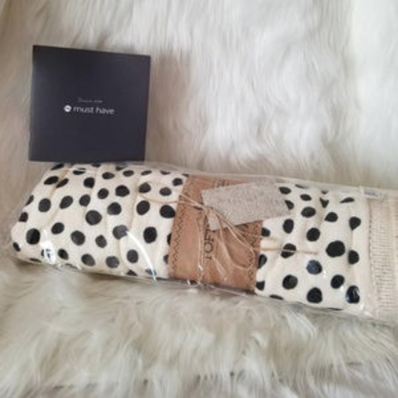 NWT! Pop Sugar Gift Box w/Bonus Items - Picture 3 of 8